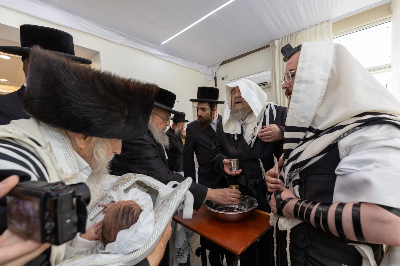 הגרי"מ שכטר בברית לנין האדמו"ר מפינסק קרלין זצ"ל