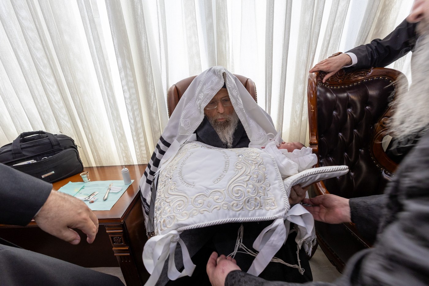 הגרי"מ שכטר בברית לנין האדמו"ר מפינסק קרלין זצ"ל