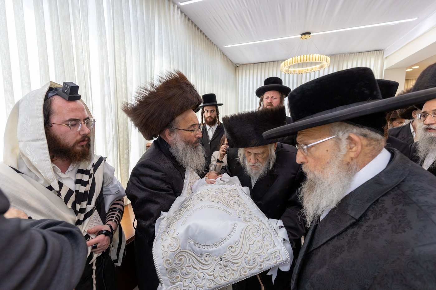 הגרי"מ שכטר בברית לנין האדמו"ר מפינסק קרלין זצ"ל