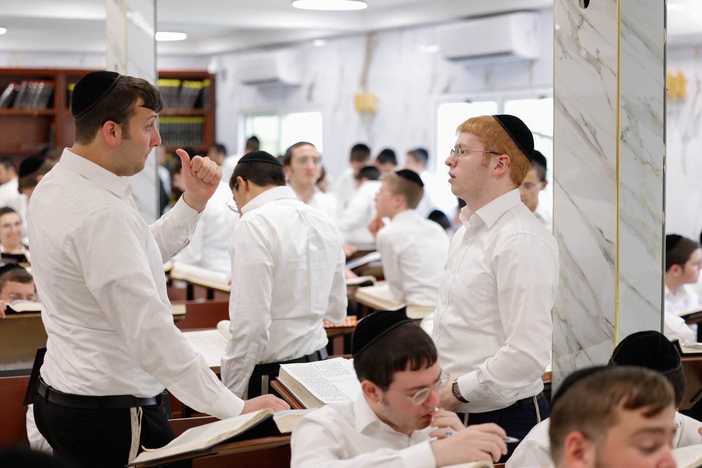 פתיחת הזמן בישיבת 'מגדל עוז'