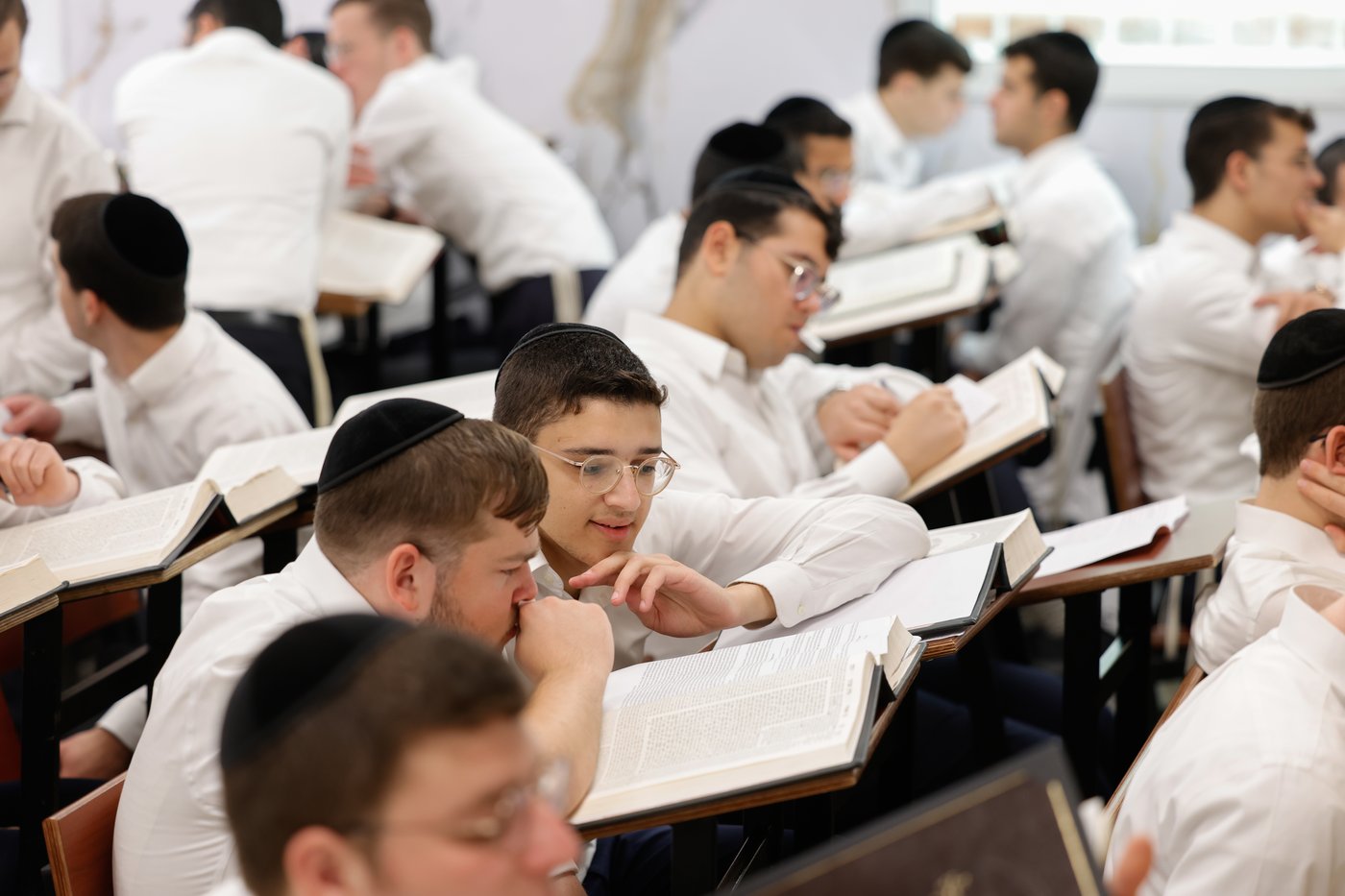 פתיחת הזמן בישיבת 'מגדל עוז'