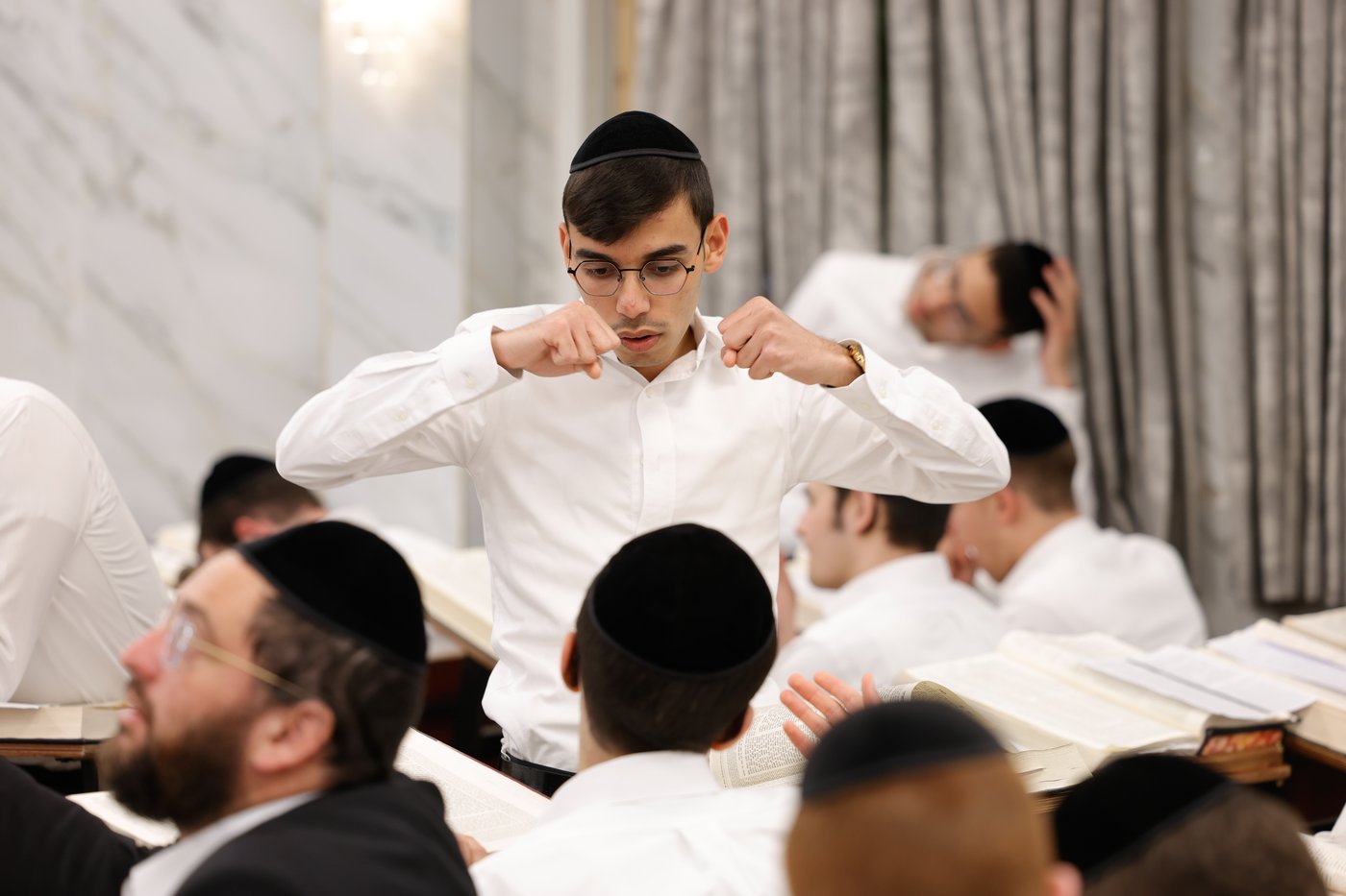 פתיחת הזמן בישיבת 'מגדל עוז'