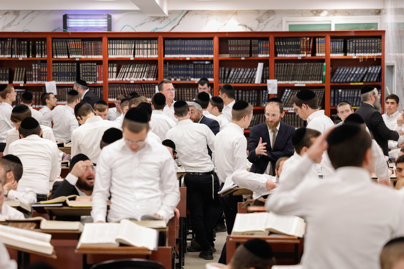 פתיחת הזמן בישיבת 'מגדל עוז'