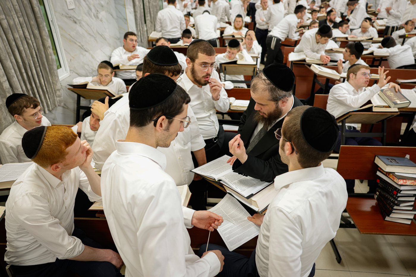פתיחת הזמן בישיבת 'מגדל עוז'