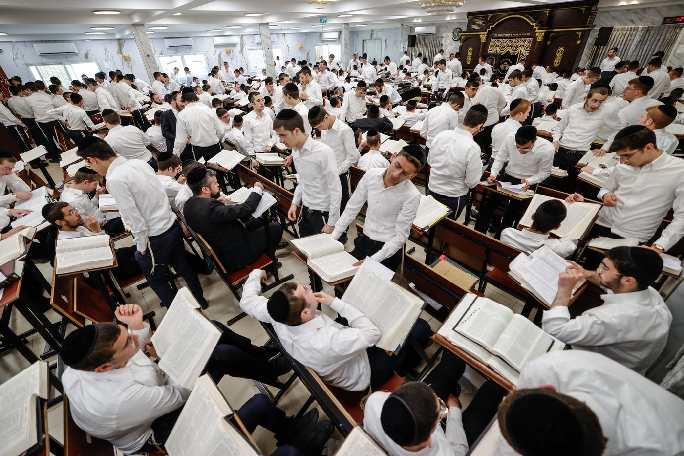 פתיחת הזמן בישיבת 'מגדל עוז'
