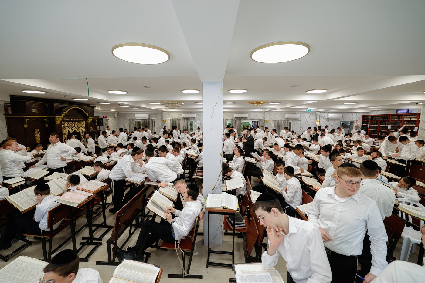 פתיחת הזמן בישיבת 'מגדל עוז'