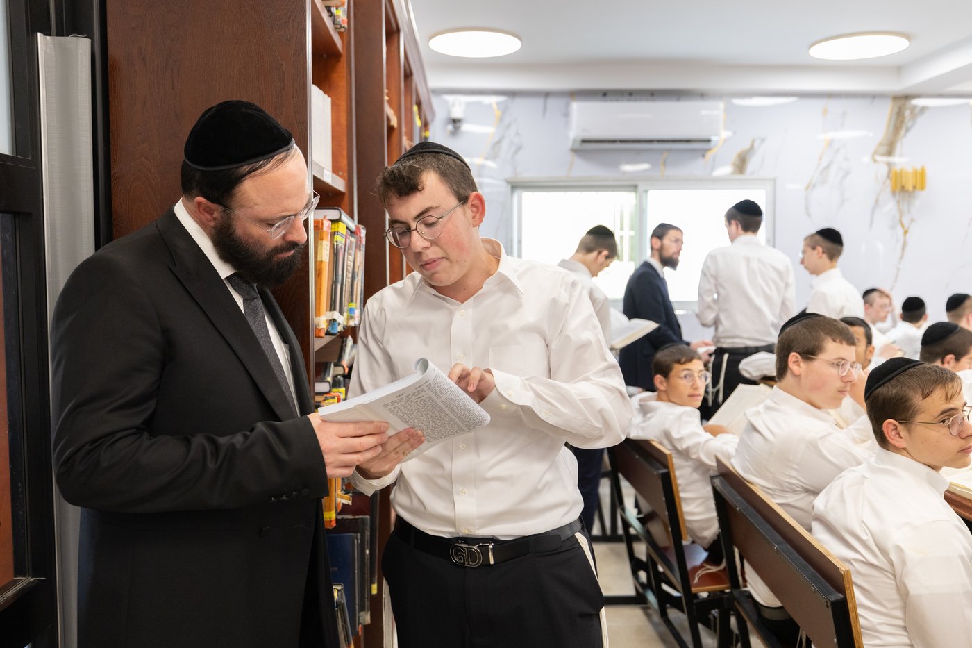 פתיחת הזמן בישיבת 'מגדל עוז'