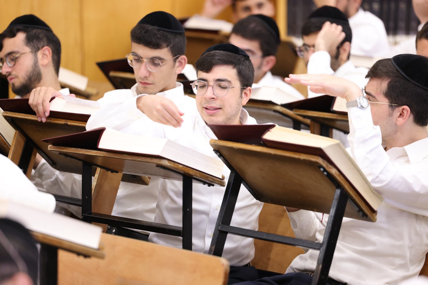 פתיחת זמן אלול בישיבת 'ברית יעקב'