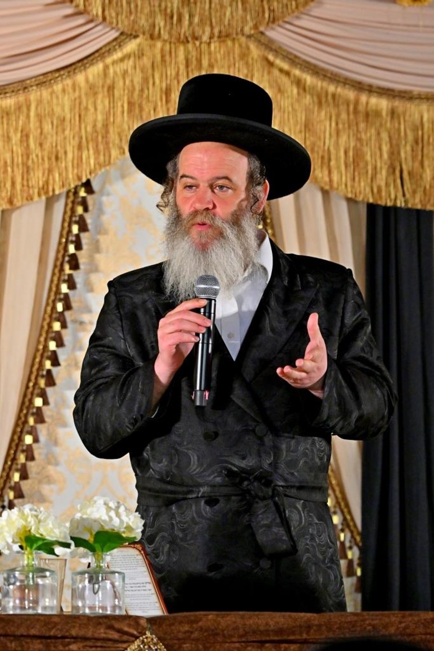מעמד כבוד התורה במודז'יץ