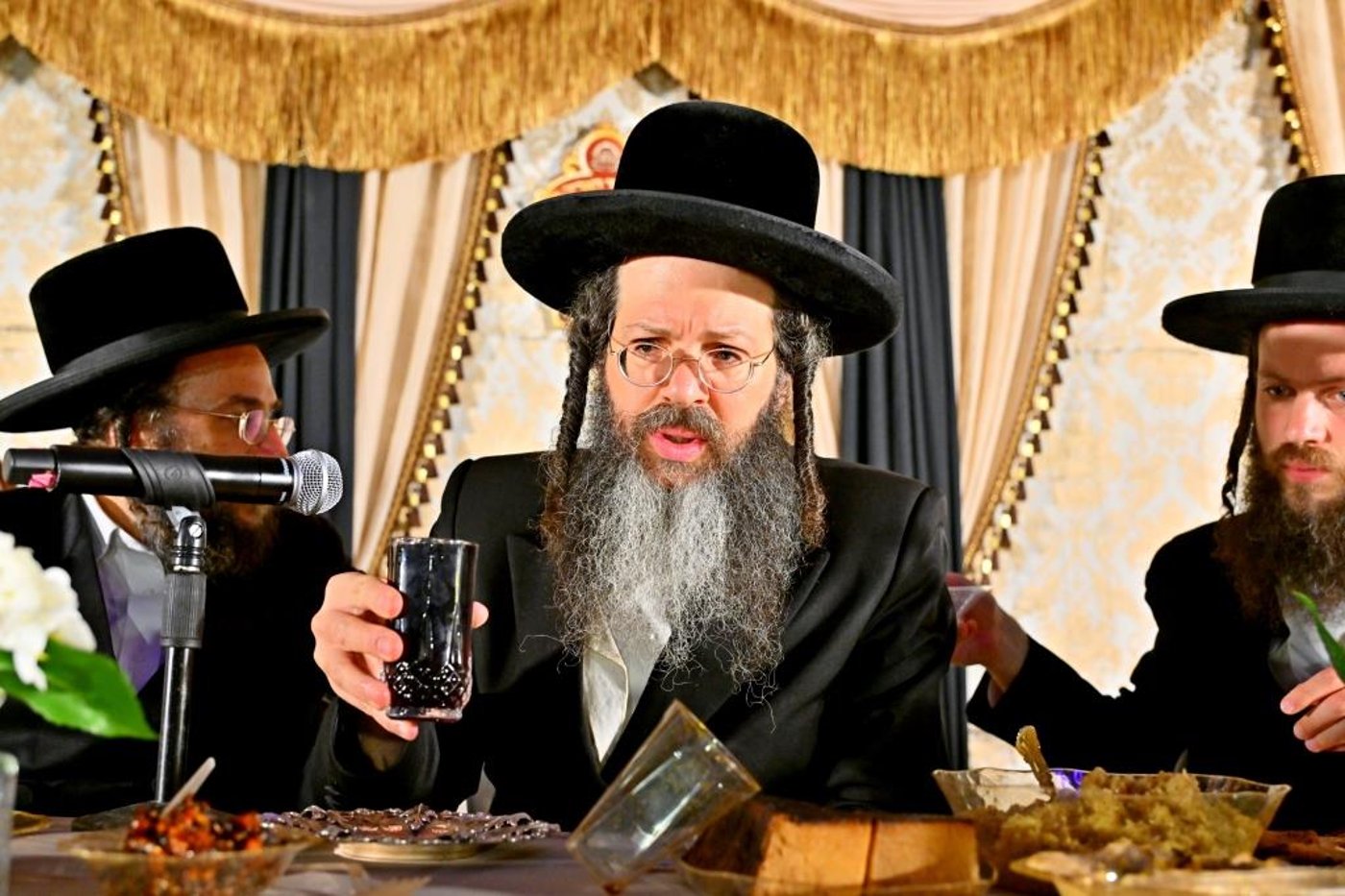 מעמד כבוד התורה במודז'יץ