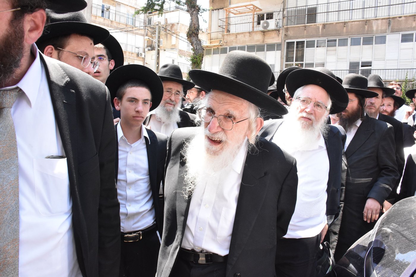 הלווית הרבנית שרה רחל ישראלזון ע"ה 