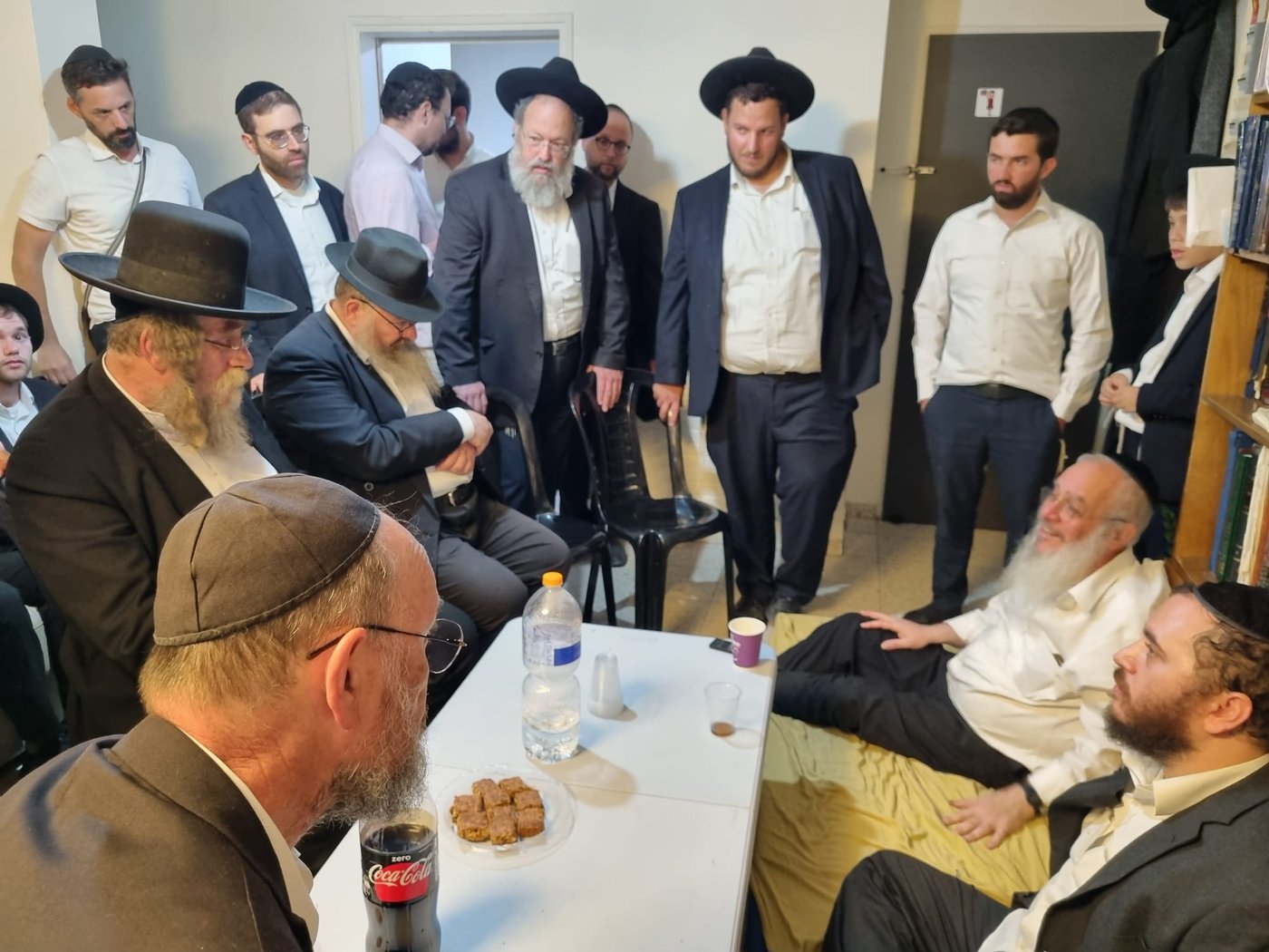ניחום אבלים אצל רבי אליהו מאיר פייבלזון