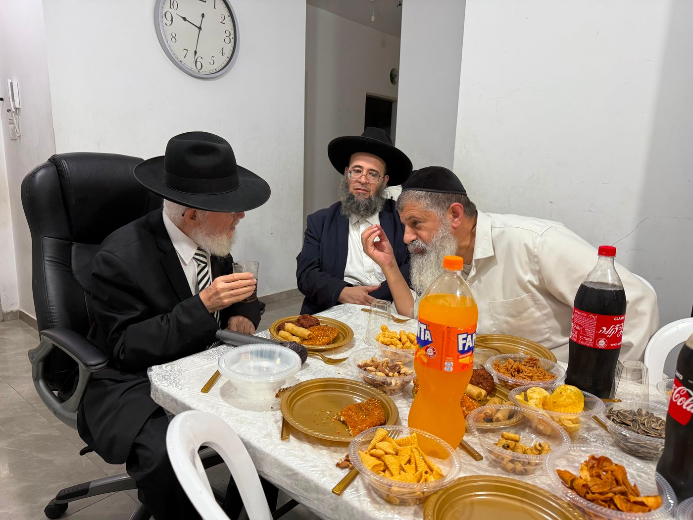 הגר"צ מאזוז בשילוח הקן