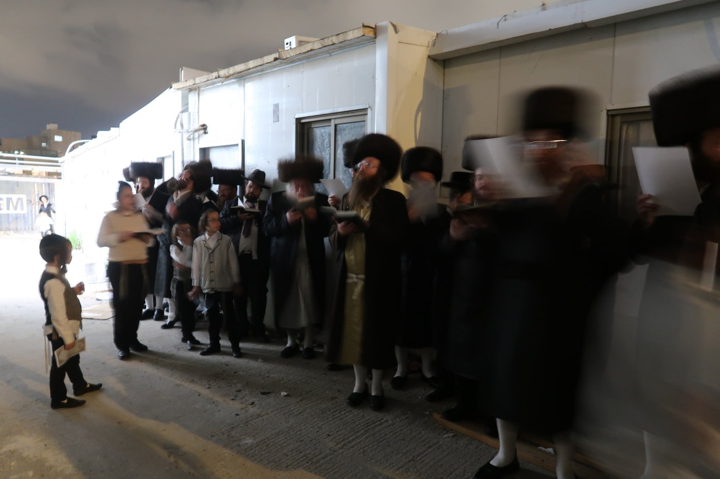 האדמו"ר ממבקשי אמונה בבית שמש