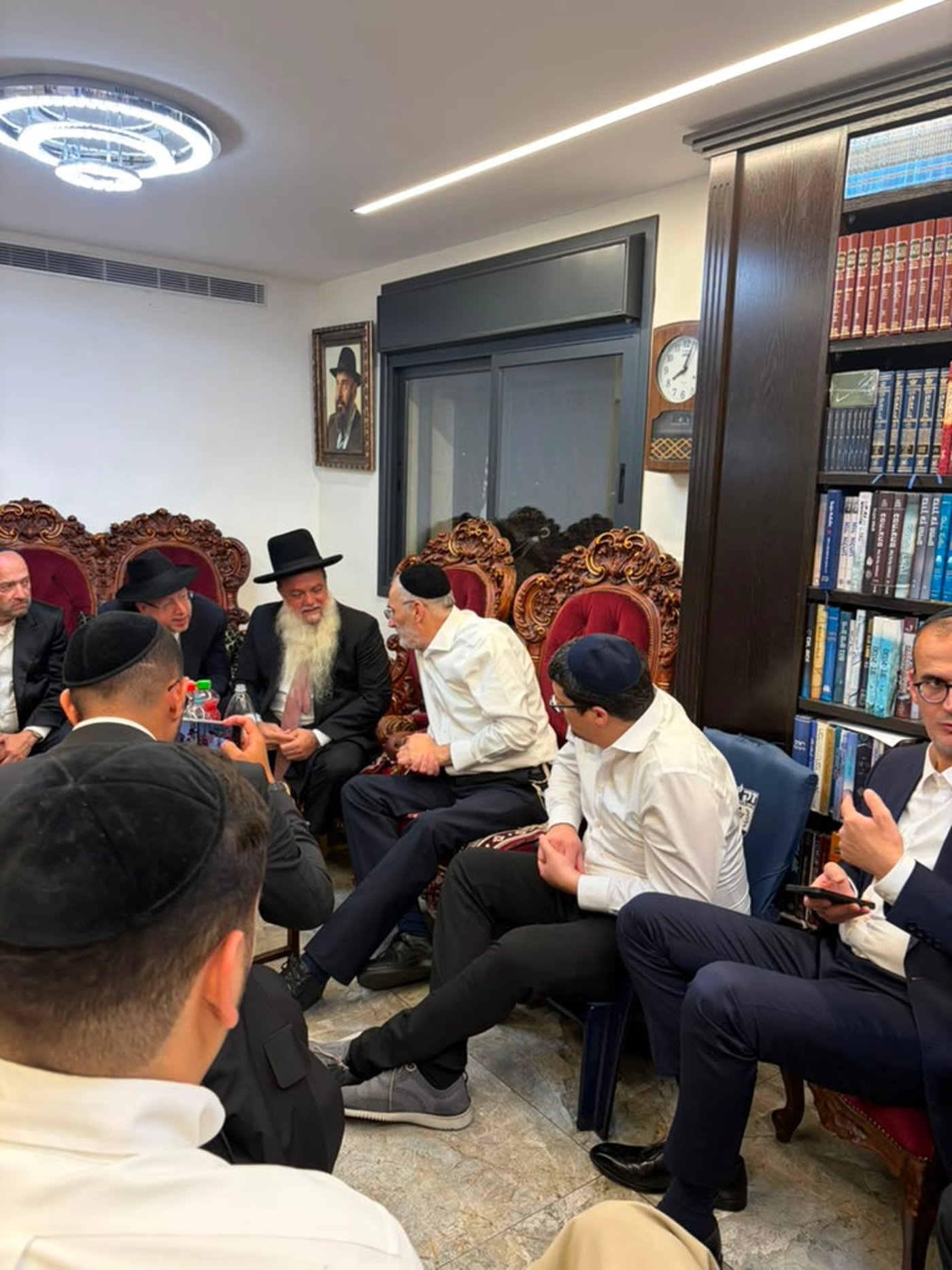 ניחום אבלים אצל משפחת כהן