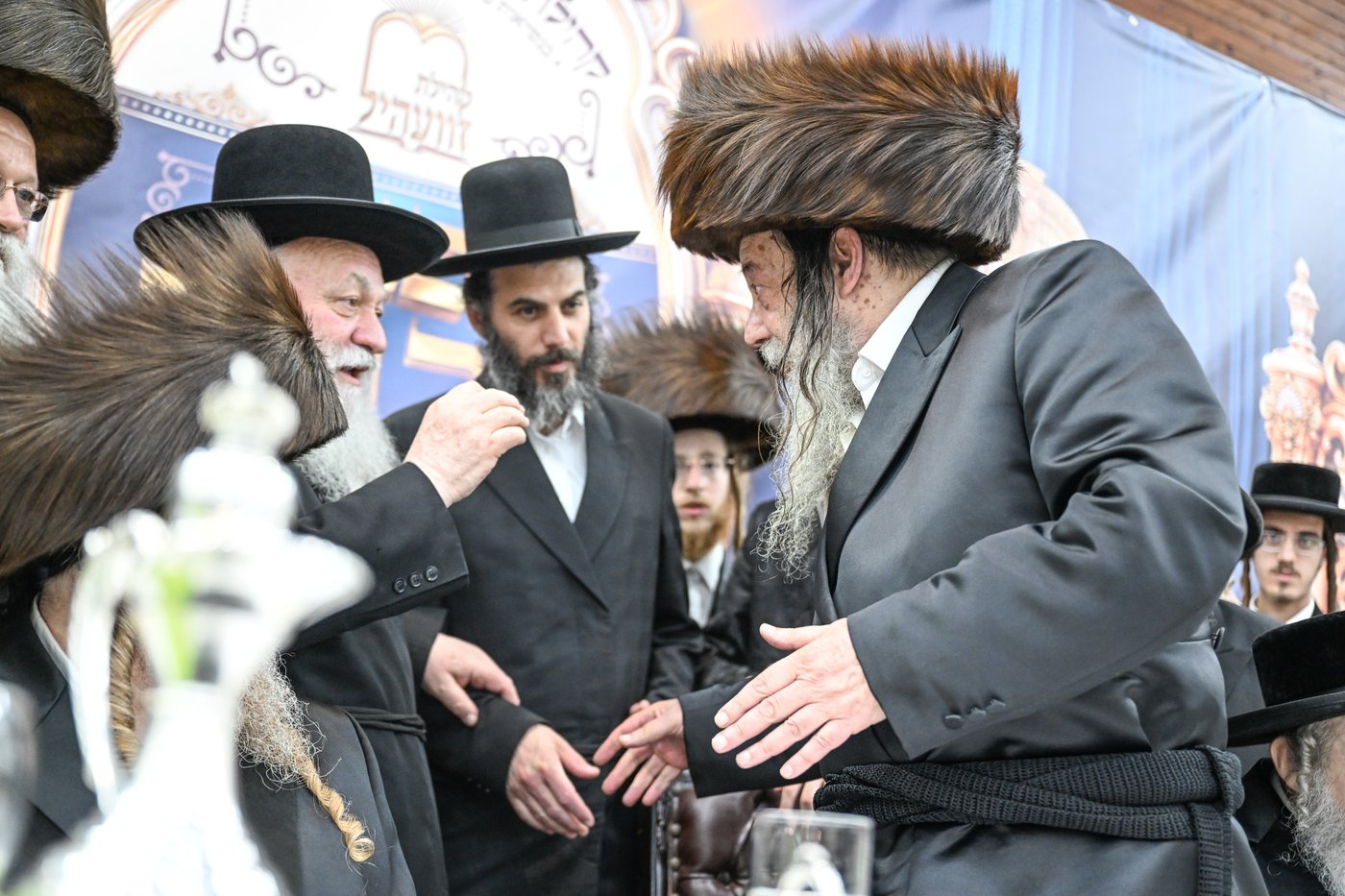 מעמד הכנסת ס"ת בזוועהיל