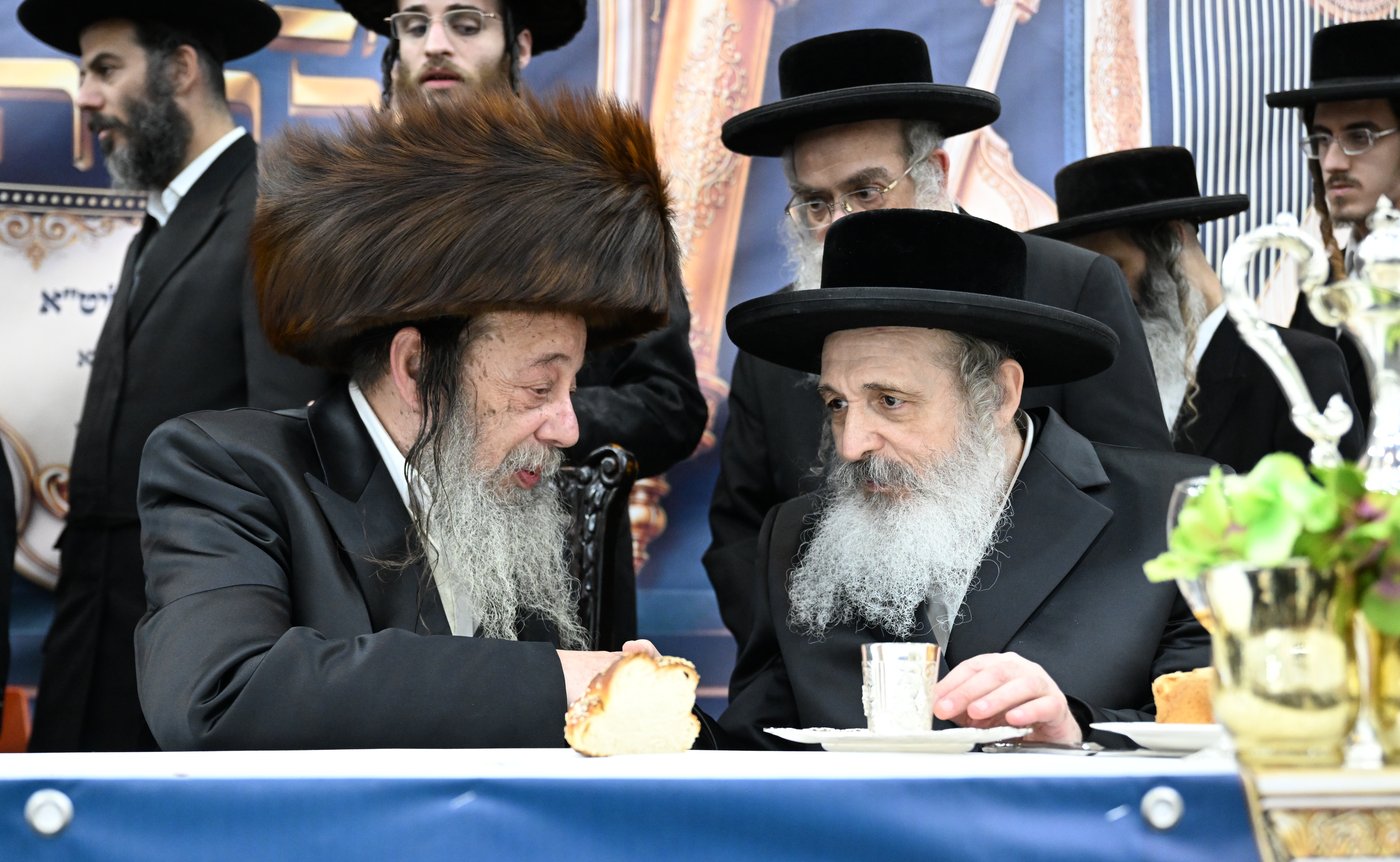 מעמד הכנסת ס"ת בזוועהיל