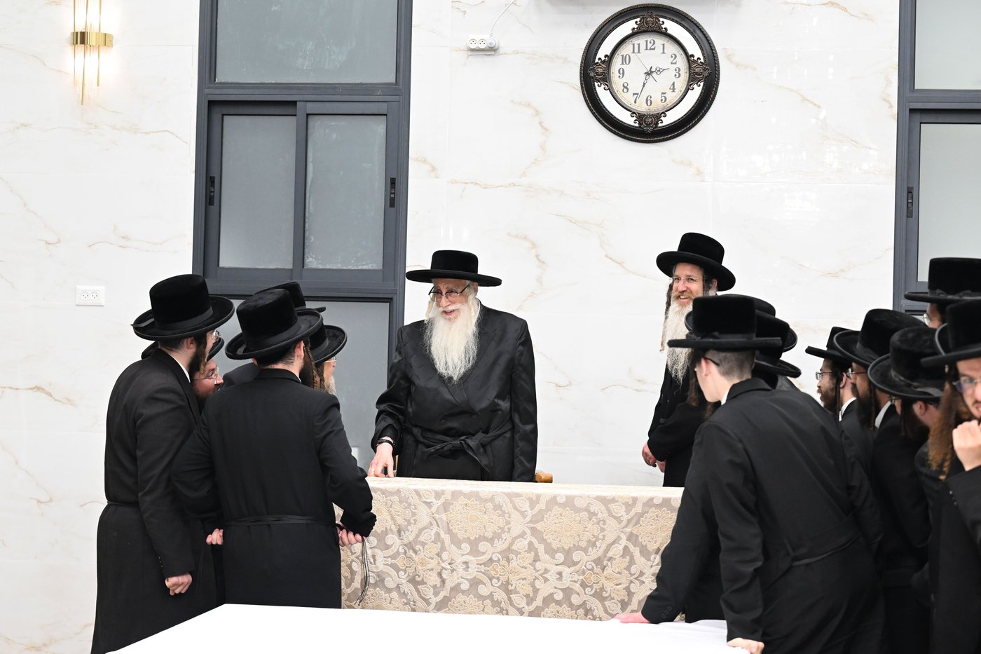 האדמו"ר מצאנז בקבלת קהל בחיפה