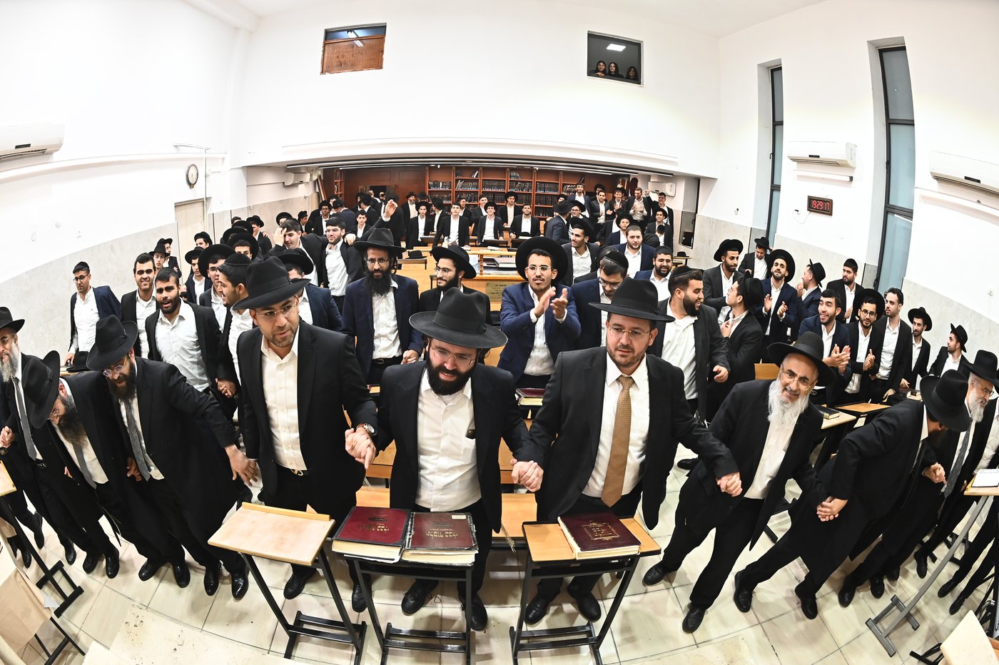 חנוכת הבית באור התלמוד