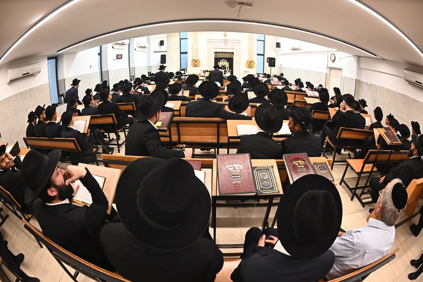 חנוכת הבית באור התלמוד