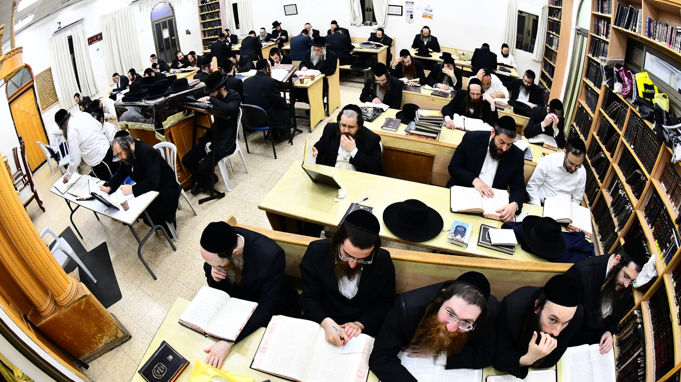 פתיחת הזמן בצאנז ז'ימגראד