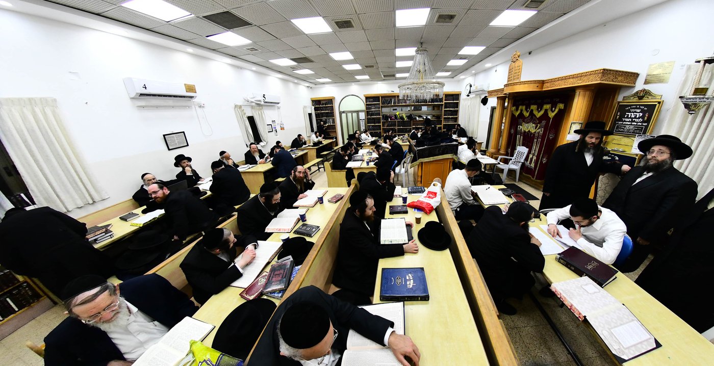 פתיחת הזמן בצאנז ז'ימגראד