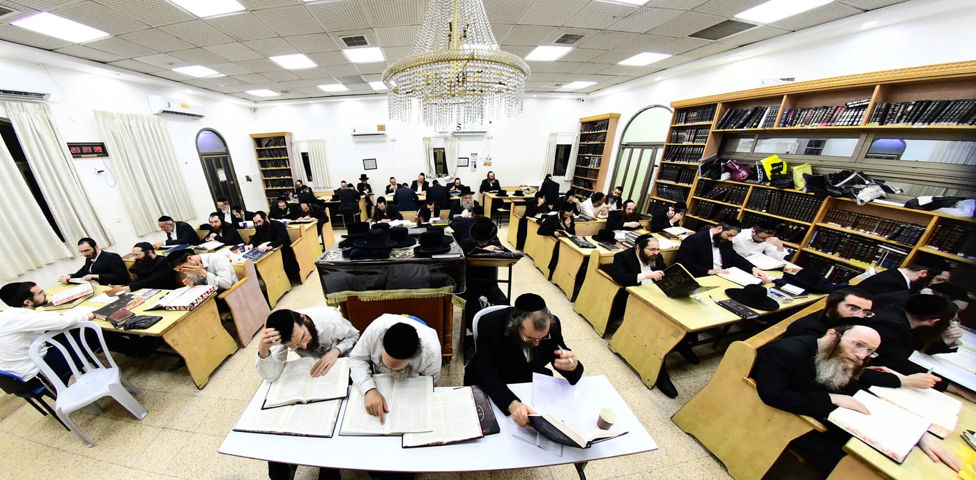 פתיחת הזמן בצאנז ז'ימגראד
