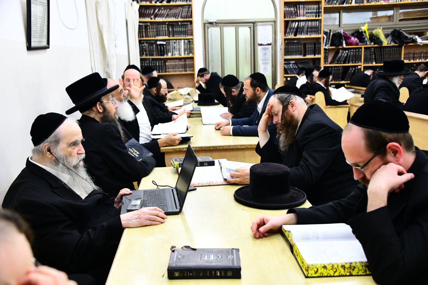 פתיחת הזמן בצאנז ז'ימגראד
