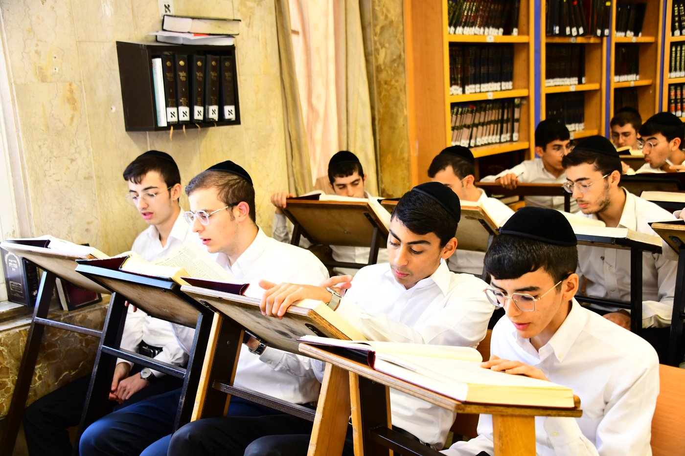 הגרי"ד גרוסמן בפתיחת הזמן ב'יסודות ציון'