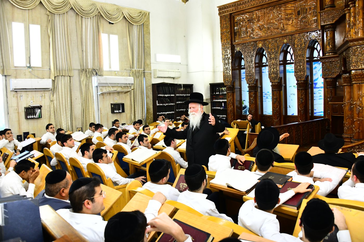 הגרי"ד גרוסמן בפתיחת הזמן ב'יסודות ציון'