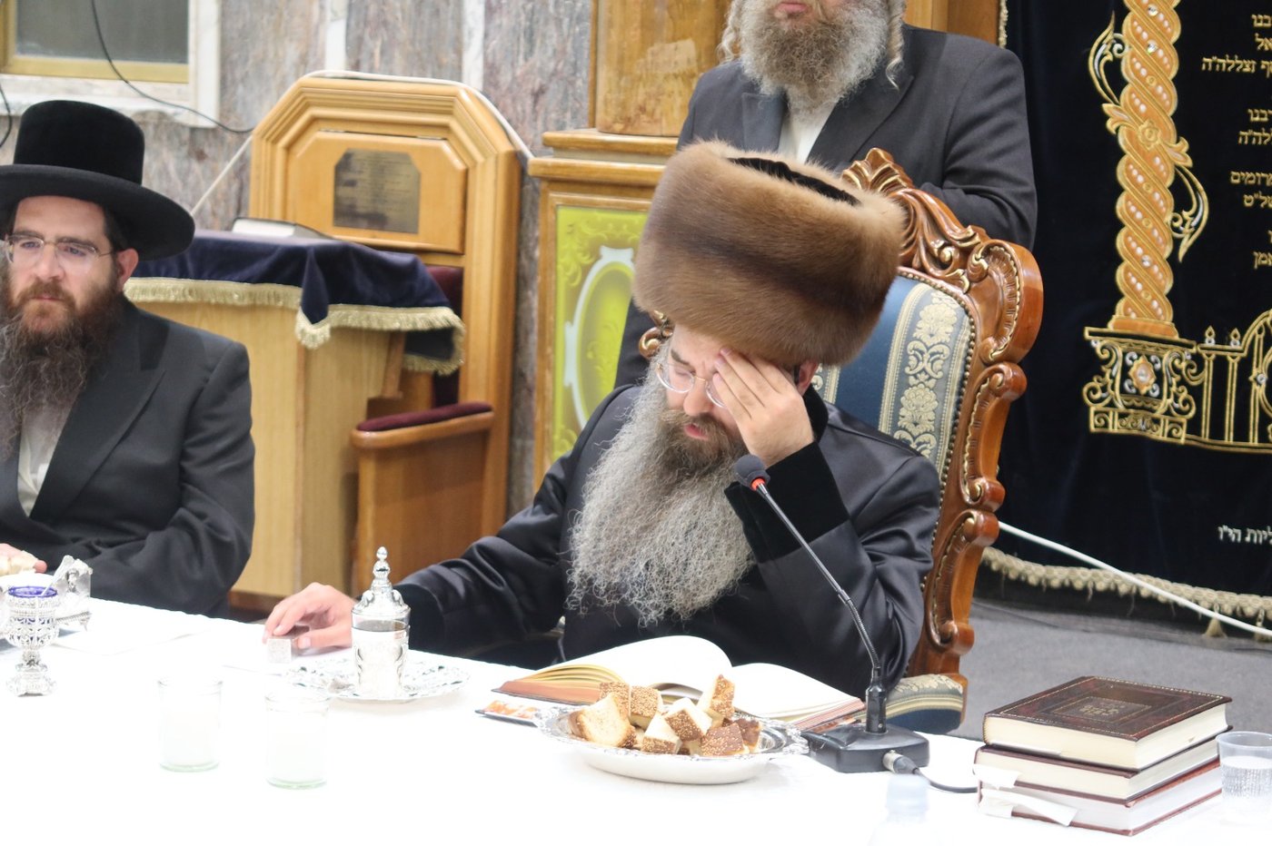 טיש הילולה של הרבי מסאדיגורה