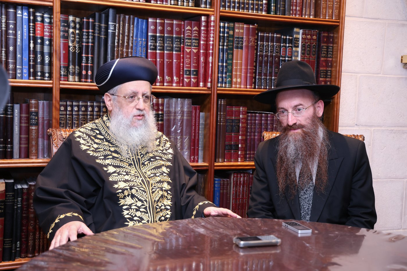 אברכי תורת יוסף בבתי גדולי ישראל