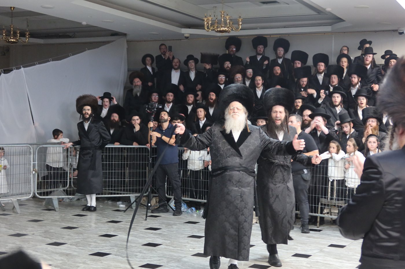  שמחת בית זוועהיל ארה"ב - מודז'יץ - האלמין
