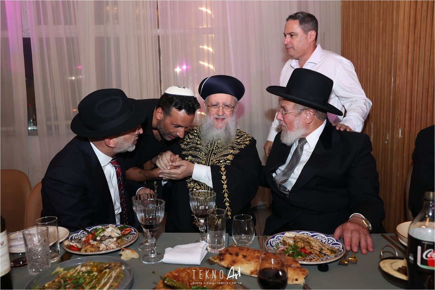 חבר הכנסת ארז מלול חיתן את בתו עם בחור מישיבת חברון