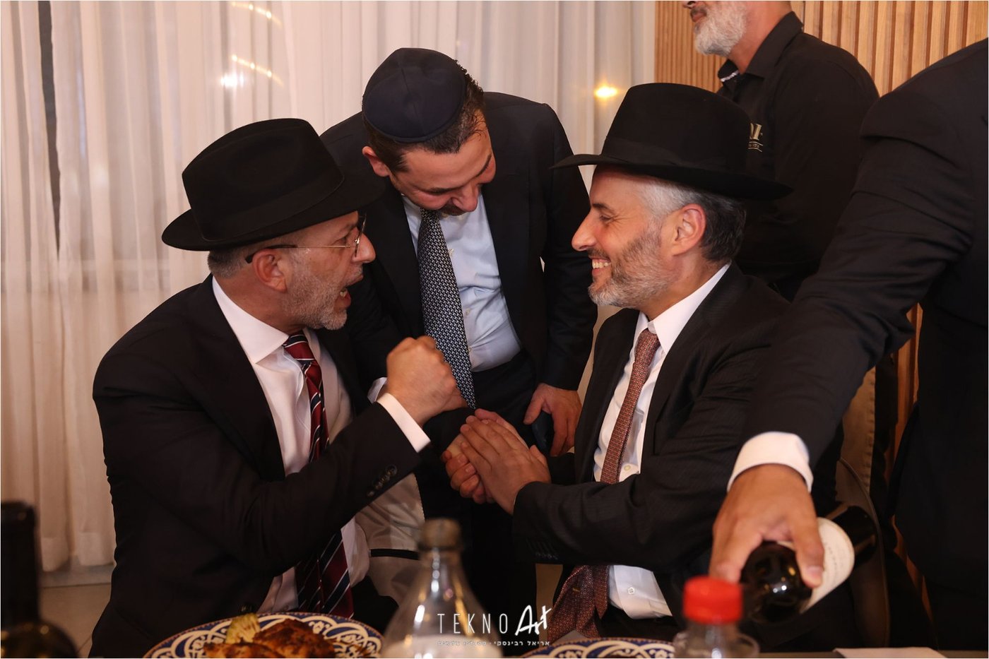 חבר הכנסת ארז מלול חיתן את בתו עם בחור מישיבת חברון