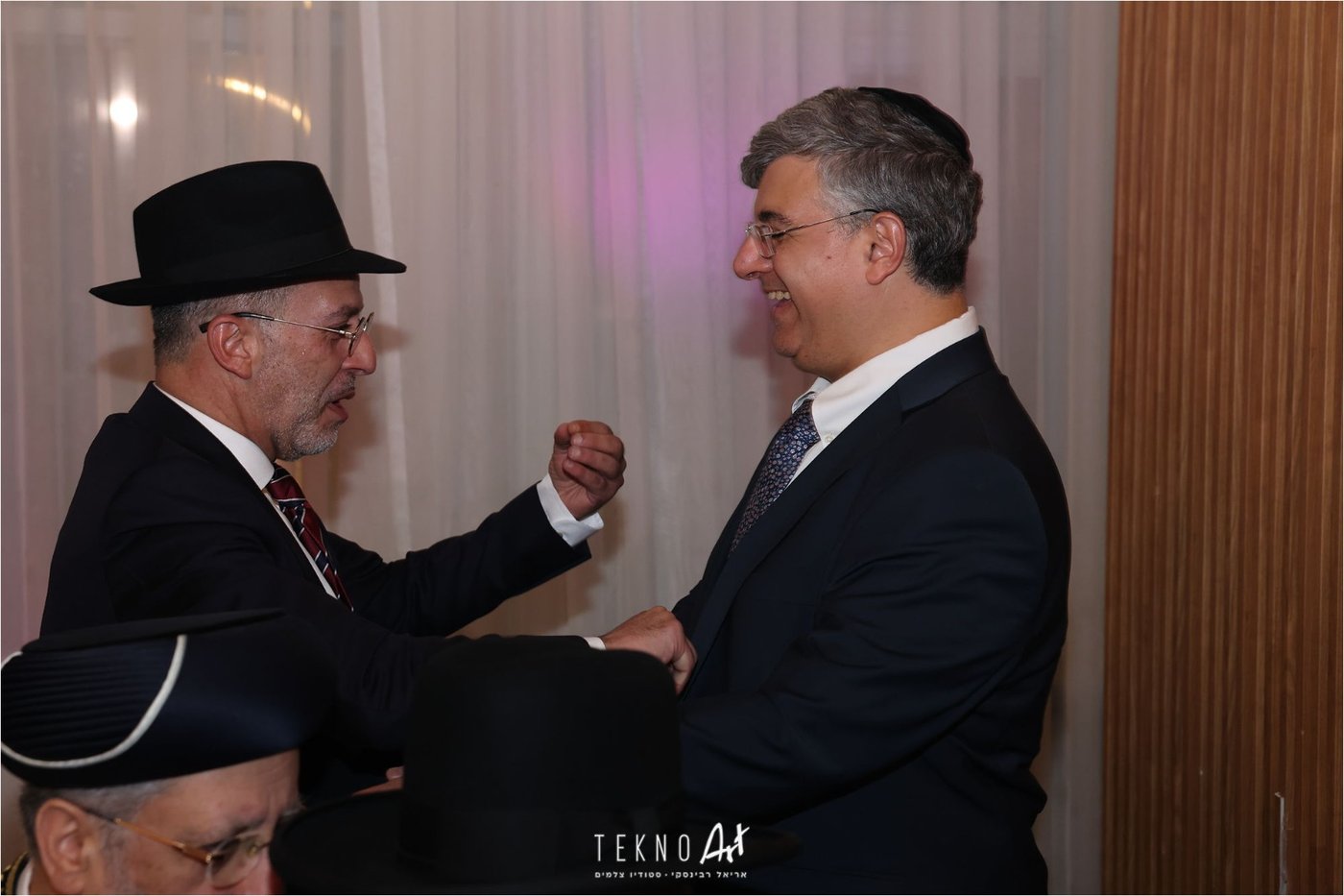 חבר הכנסת ארז מלול חיתן את בתו עם בחור מישיבת חברון