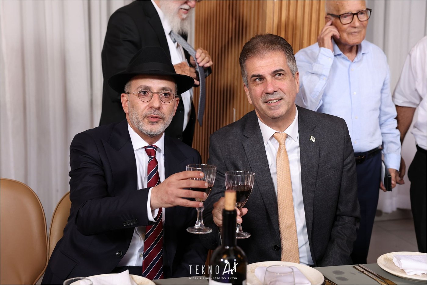 חבר הכנסת ארז מלול חיתן את בתו עם בחור מישיבת חברון