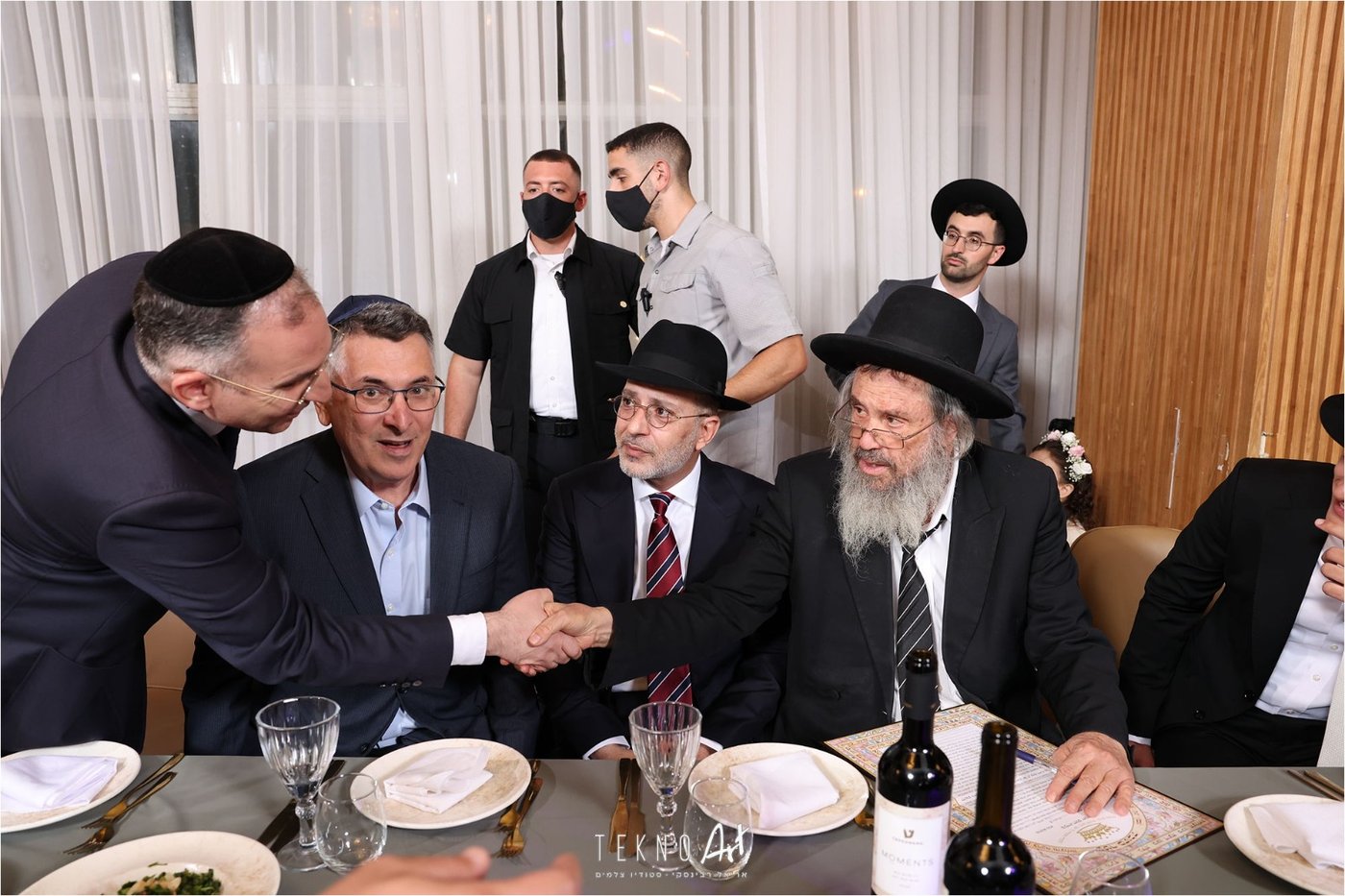 חבר הכנסת ארז מלול חיתן את בתו עם בחור מישיבת חברון