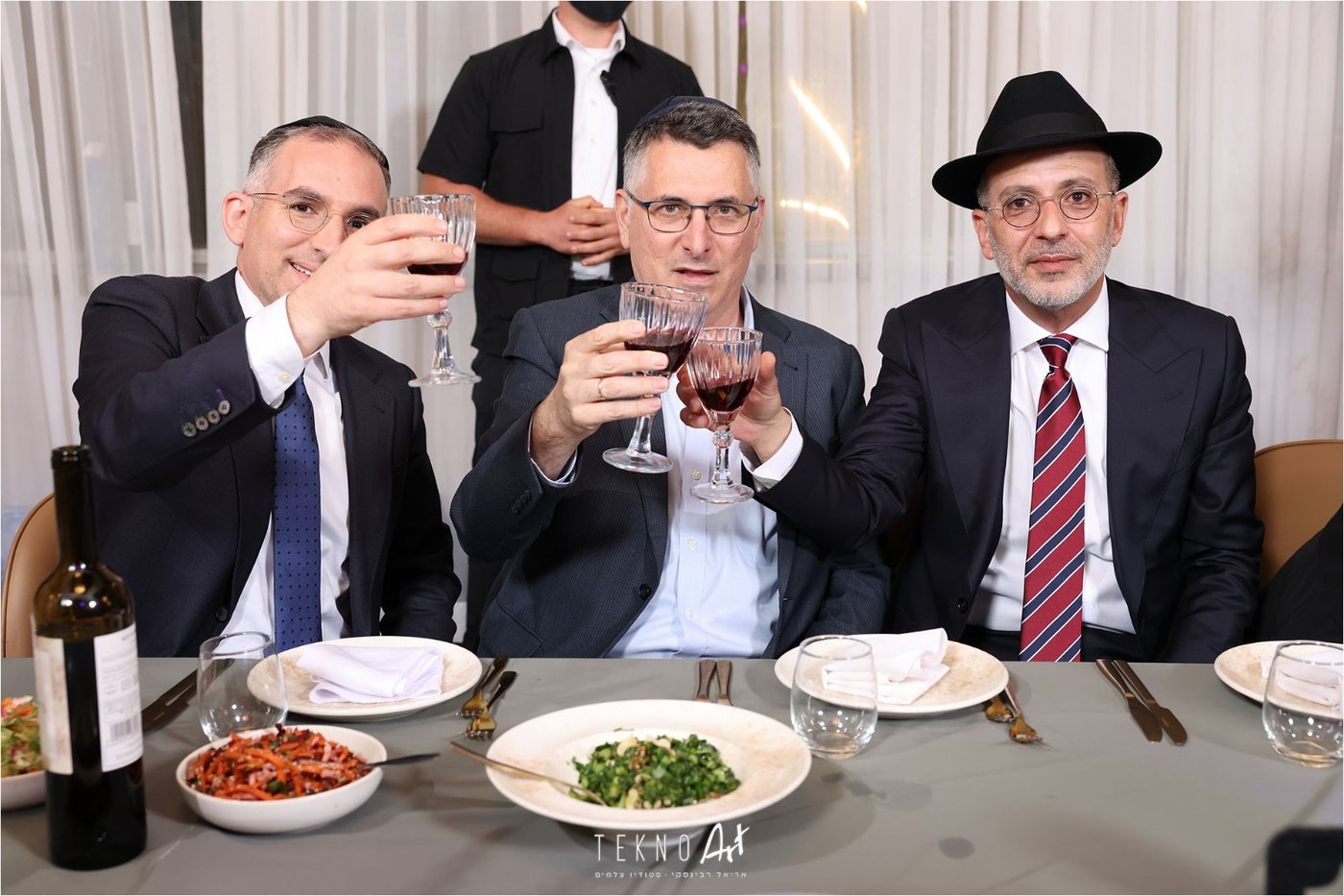 חבר הכנסת ארז מלול חיתן את בתו עם בחור מישיבת חברון