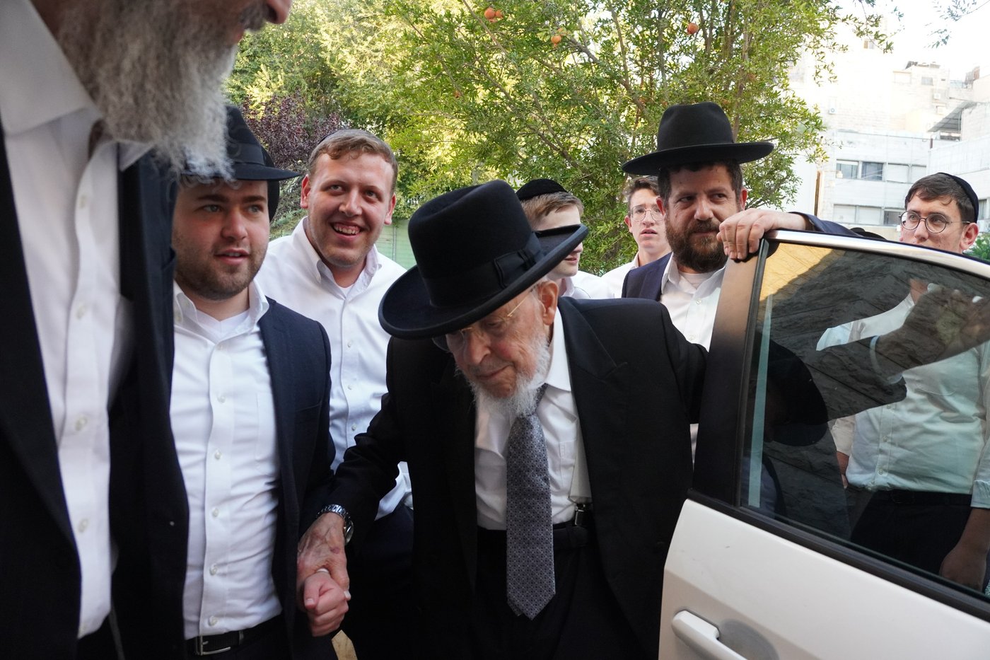 הגר"י אזרחי ב'זכרון מאיר'