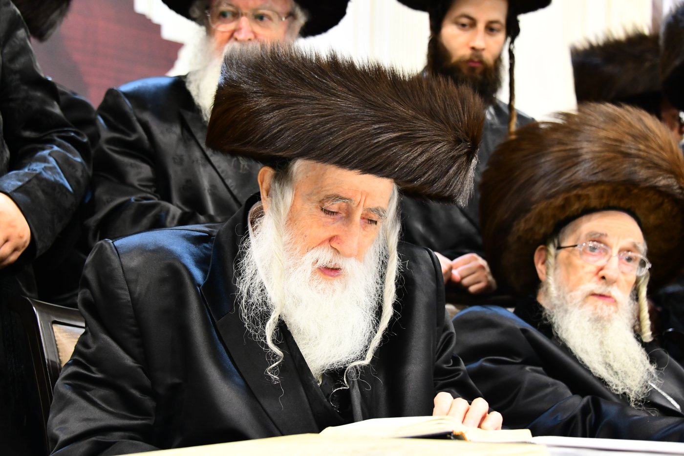 שמחת בית מכנובקא בעלזא - נדבורנה י-ם - מעליץ - יערסלוב
