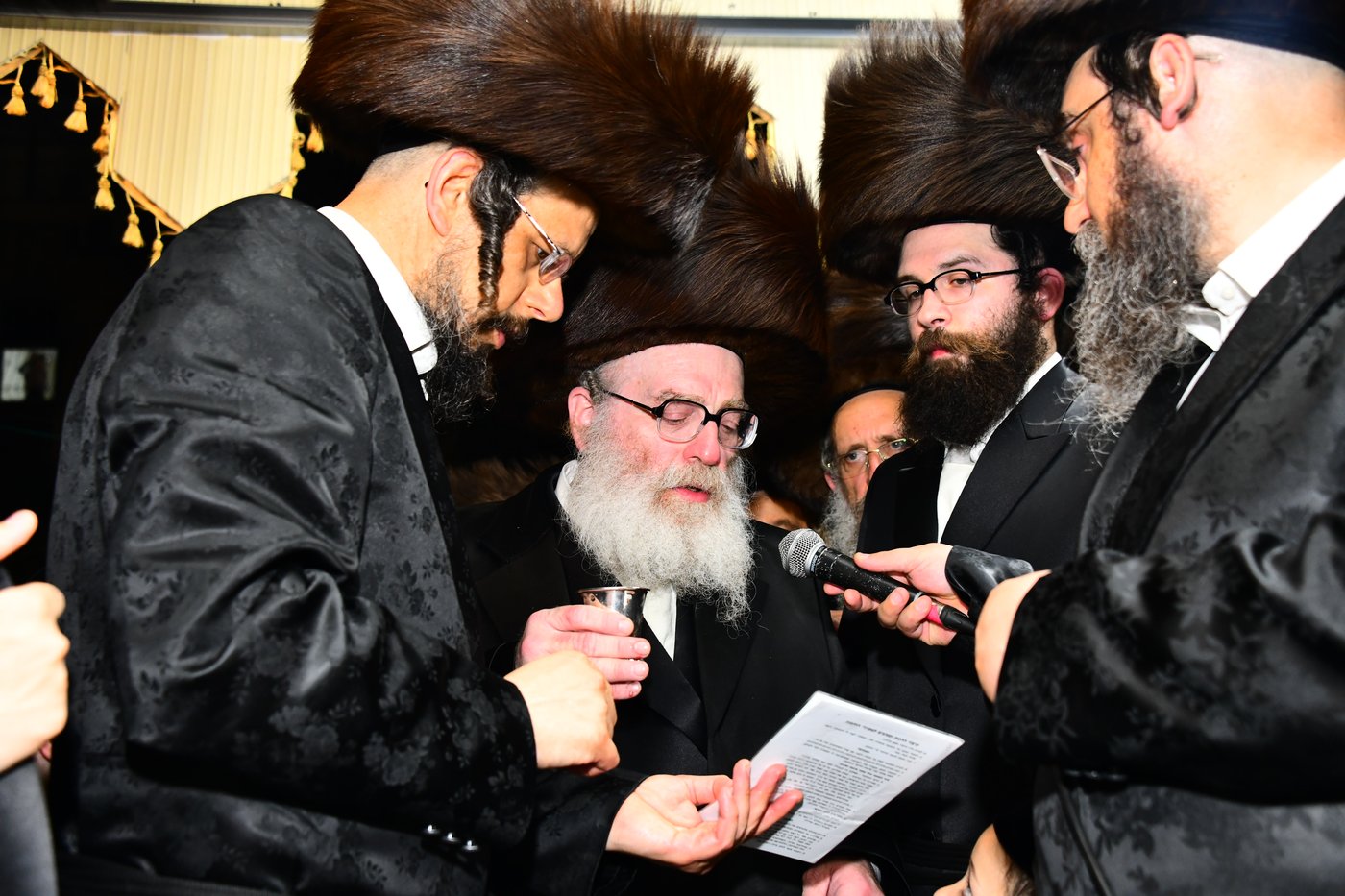 שמחת בית מכנובקא בעלזא - נדבורנה י-ם - מעליץ - יערסלוב