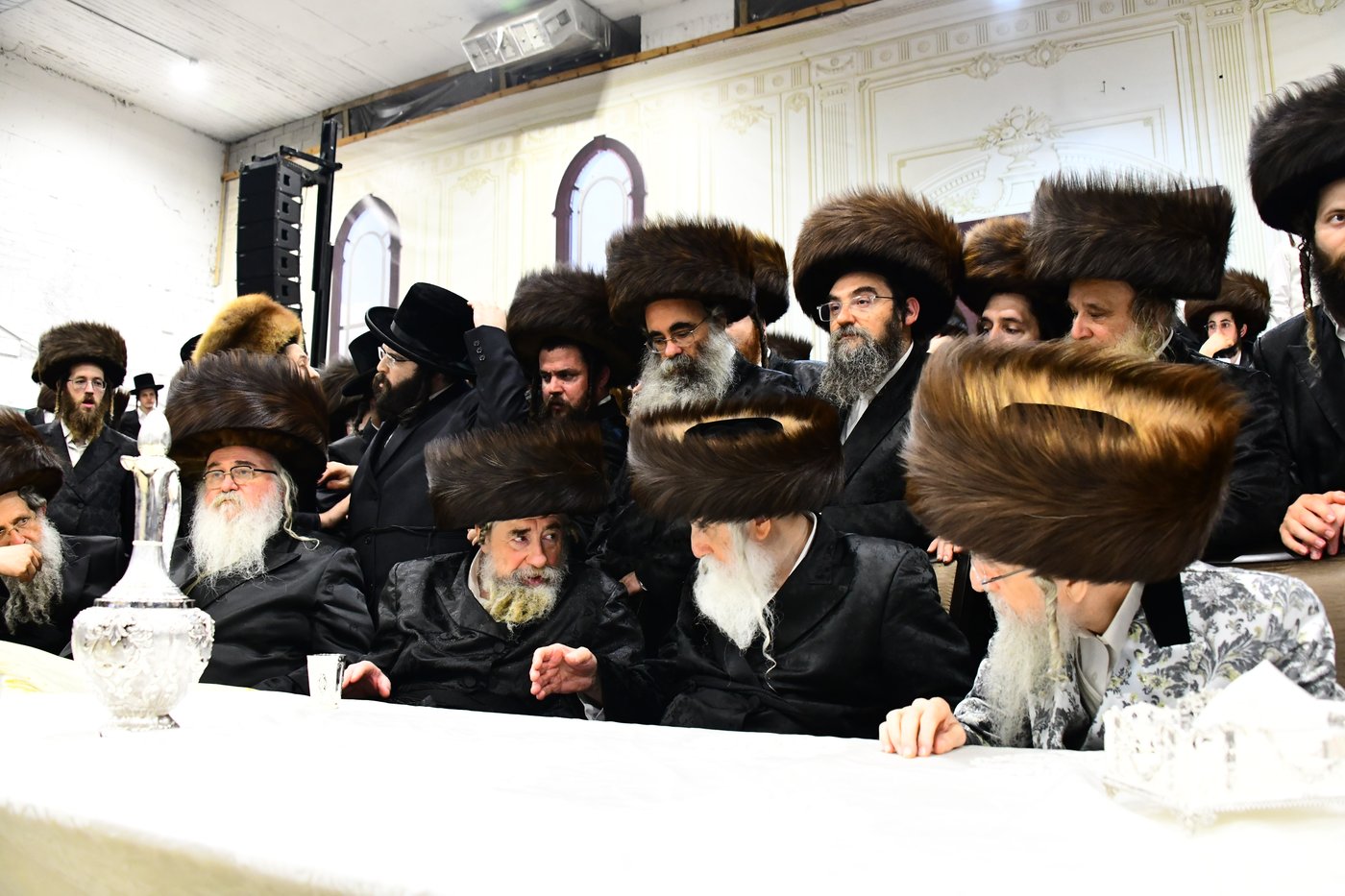 שמחת בית מכנובקא בעלזא - נדבורנה י-ם - מעליץ - יערסלוב