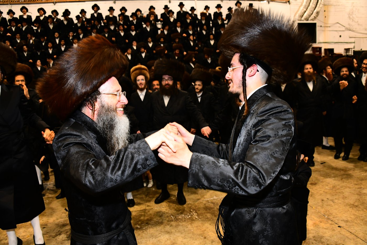 שמחת בית מכנובקא בעלזא - נדבורנה י-ם - מעליץ - יערסלוב