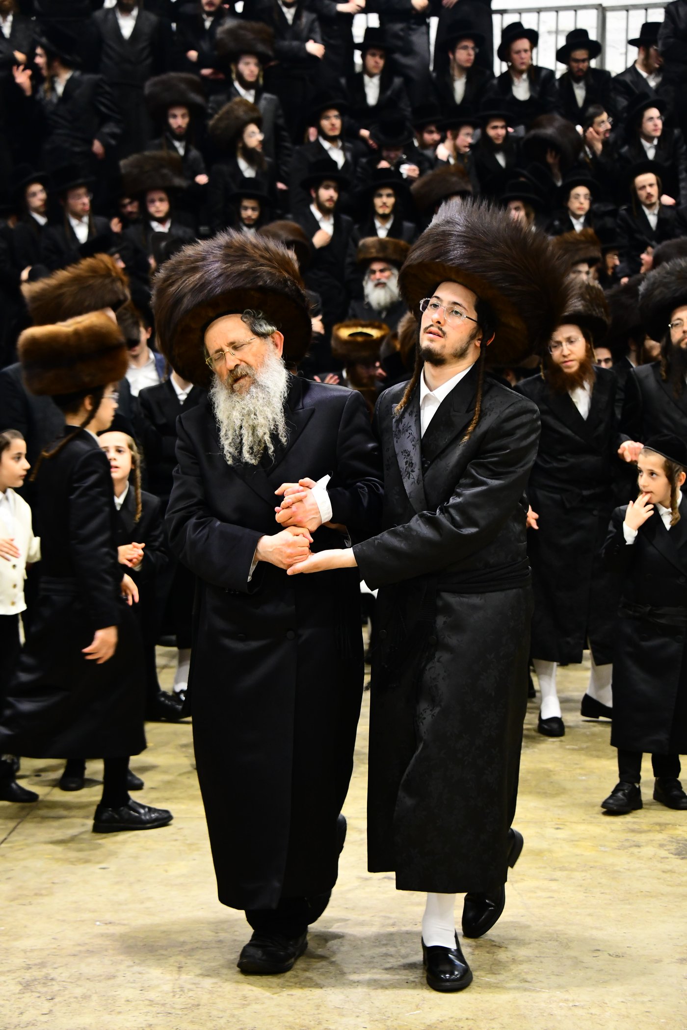 שמחת בית מכנובקא בעלזא - נדבורנה י-ם - מעליץ - יערסלוב