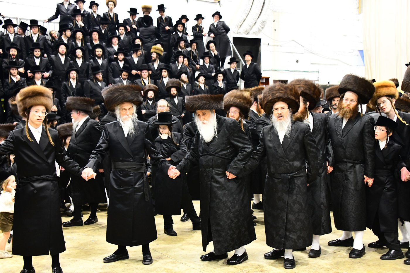 שמחת בית מכנובקא בעלזא - נדבורנה י-ם - מעליץ - יערסלוב