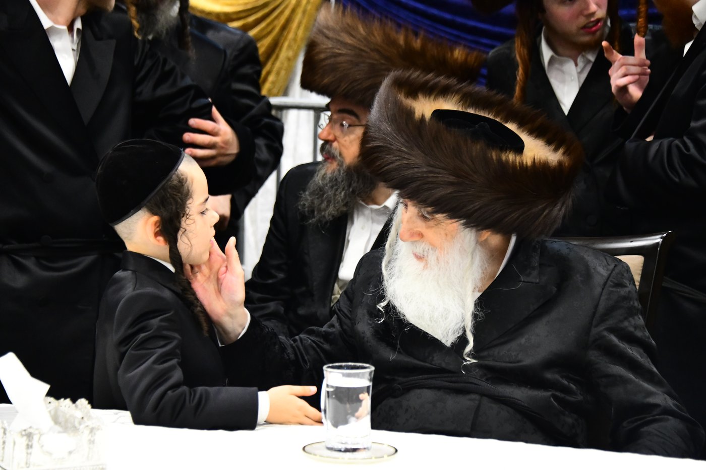 שמחת בית מכנובקא בעלזא - נדבורנה י-ם - מעליץ - יערסלוב
