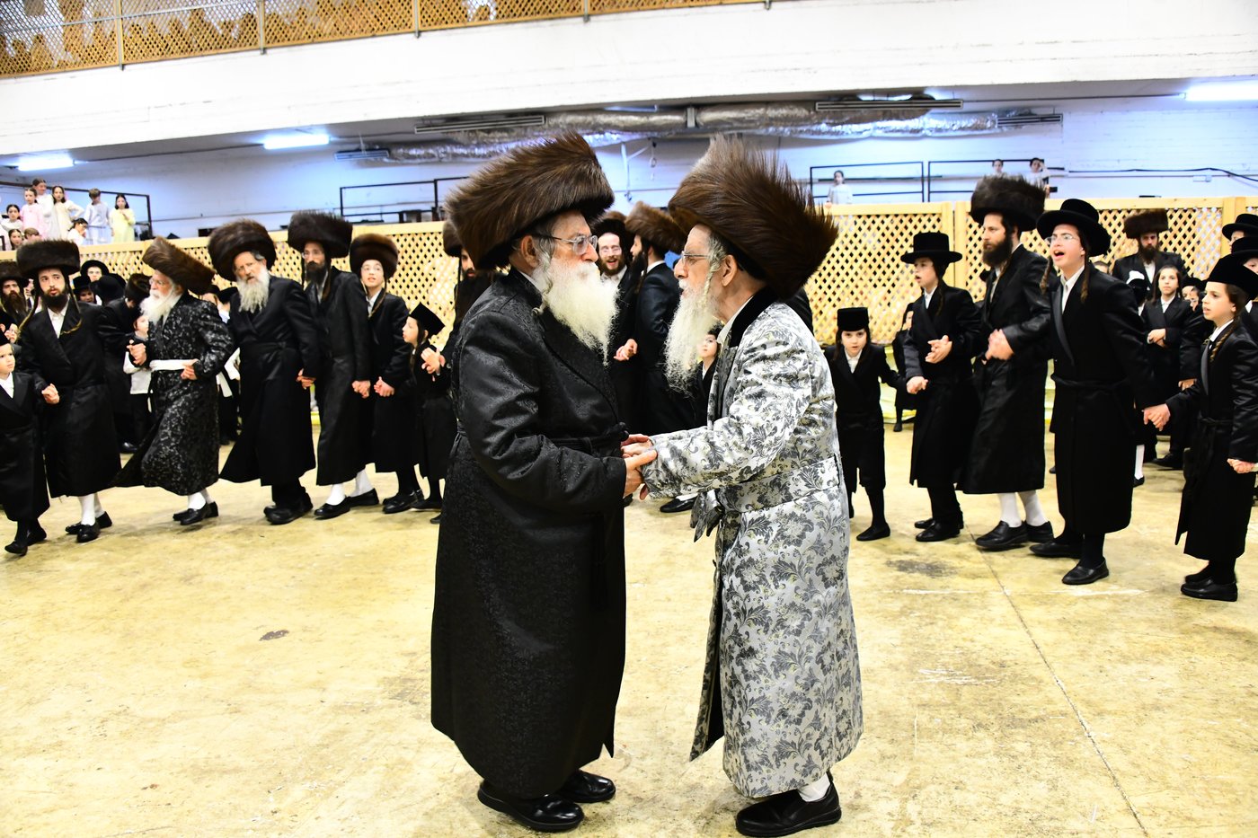 שמחת בית מכנובקא בעלזא - נדבורנה י-ם - מעליץ - יערסלוב