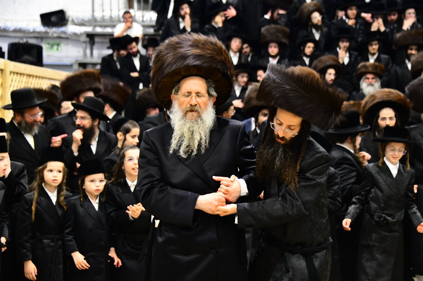 שמחת בית מכנובקא בעלזא - נדבורנה י-ם - מעליץ - יערסלוב