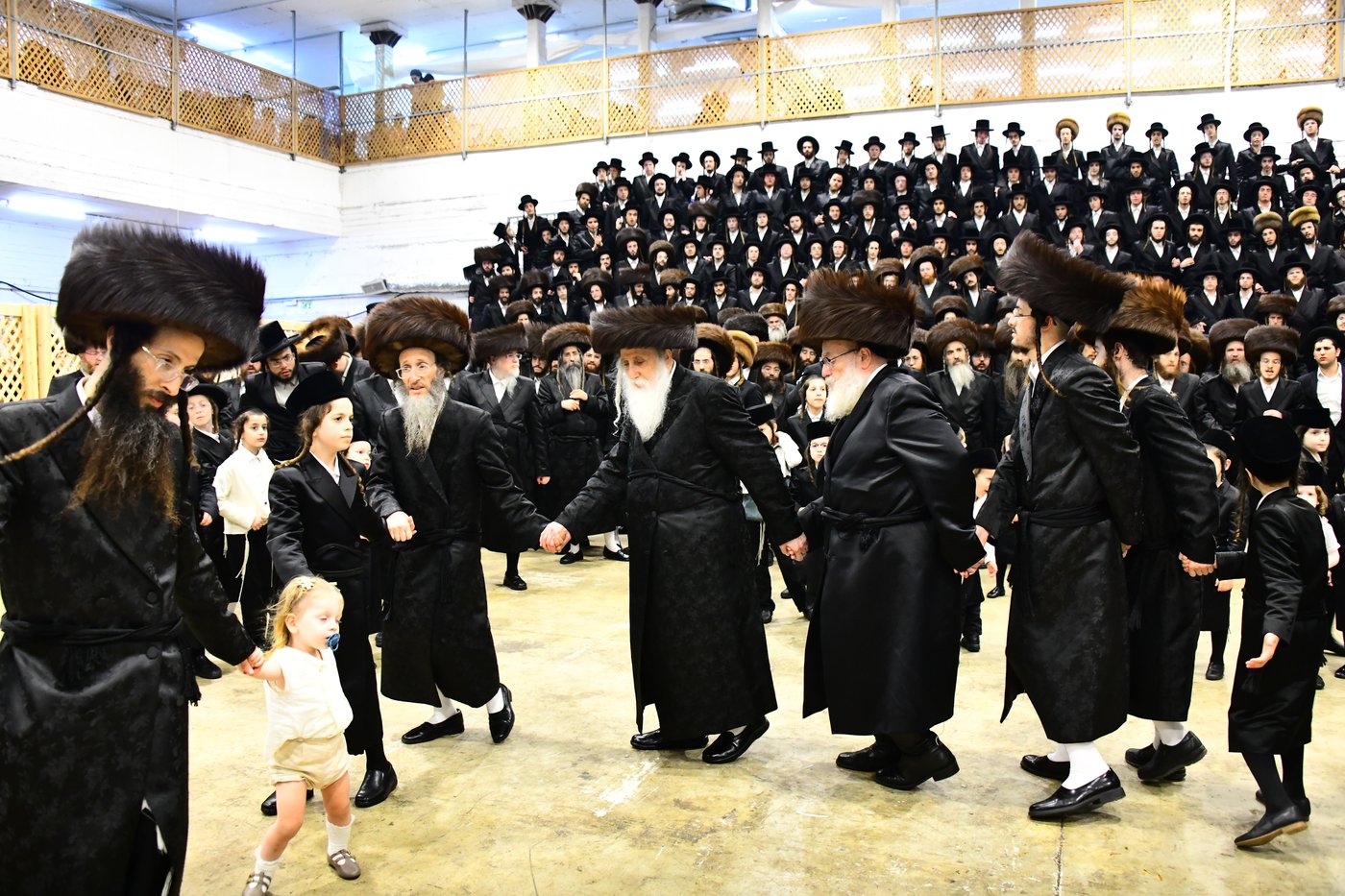 שמחת בית מכנובקא בעלזא - נדבורנה י-ם - מעליץ - יערסלוב